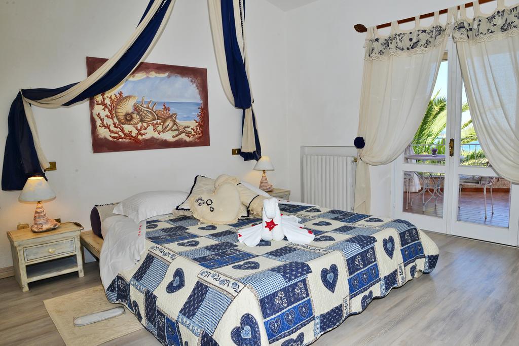 Oltremare Bed & Breakfast *