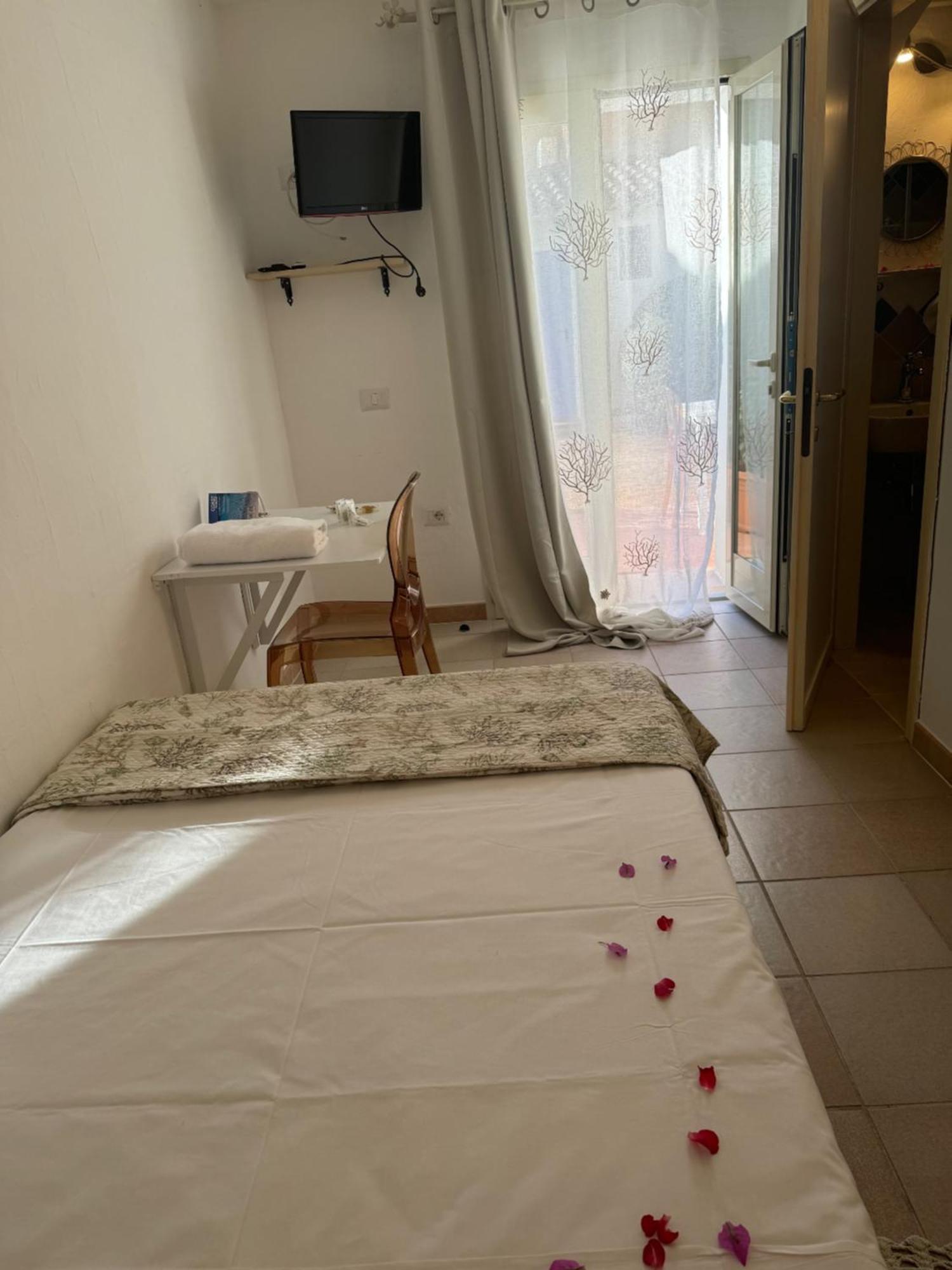 Couette-café Oltremare Cannigione
